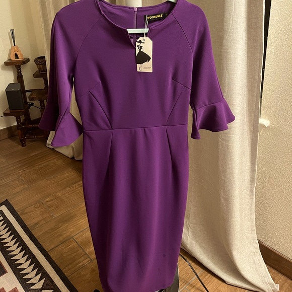 Woosunze - Women’s Flounce Bell Sleeve Pencil Dress. Size small. Purple. - Picture 3 of 5